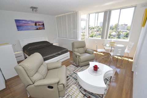 Neutral Bay Self Contained Studio Apartments - Accommodation Redcliffe 0