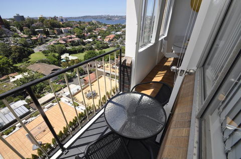 Neutral Bay Self Contained Studio Apartments - Accommodation Redcliffe 3
