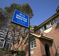Newcastle Beach YHA - Accommodation Redcliffe