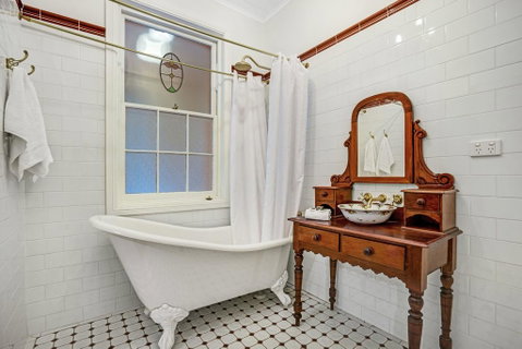 Newcastle Executive Homes - Oceanview Terrace - Accommodation Redcliffe 2