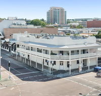 Newmarket Hotel - Accommodation Redcliffe