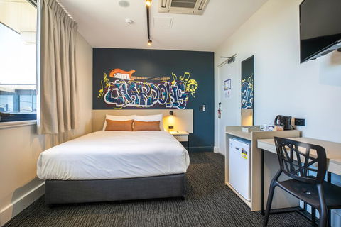 Nightcap At Chardons Corner Hotel - Accommodation Redcliffe 3