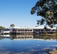 Nightcap at Waterfront Hotel - Accommodation Redcliffe