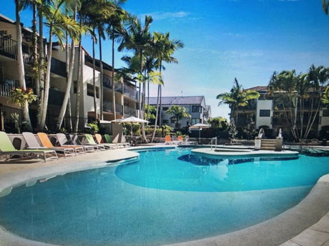 Noosa Beach Apartment On HASTING ST French Quarter Resort.Noosa Heads - Accommodation Redcliffe 1