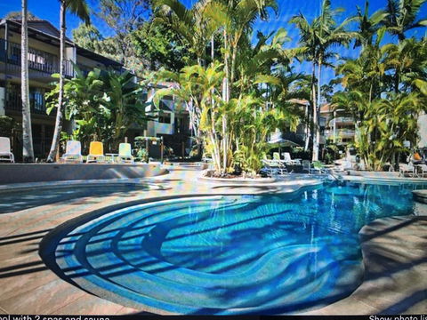 Noosa Beach Apartment On HASTING ST French Quarter Resort.Noosa Heads - Accommodation Redcliffe 2