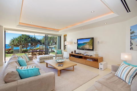 Noosa Court 4 - Accommodation Redcliffe 2