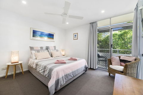 Noosa Heads Beach Comfort - Unit 3 Yaringa, 29 Noosa Drive - Accommodation Redcliffe 2