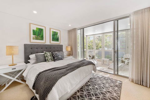 Noosa Heads Fabulous Two Bedrooms-Ocean Views! - Accommodation Redcliffe 0