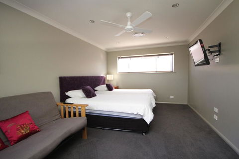 NORTHERN HAVEN-3/16 David Campbell St NH - Accommodation Redcliffe 1