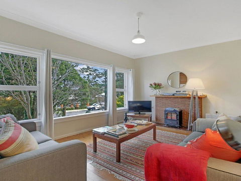 Number 12 - July Special 3 Nights For Price Of 2 - Accommodation Redcliffe 0