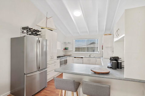 Ocean Beach Road, 22 - Accommodation Redcliffe 3