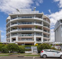 Ocean Isles Seaside Luxury - Accommodation Redcliffe