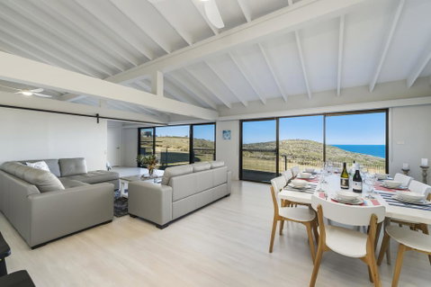 Ocean Paradise - Accommodation Redcliffe 0