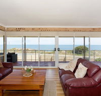 Ocean View Beach House - Accommodation Redcliffe