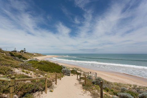 Ocean View Beach House - Accommodation Redcliffe 1