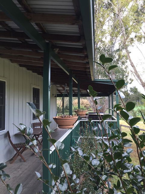 Old Schoolmaster's Cottage On The Barrington River - Accommodation Redcliffe 3
