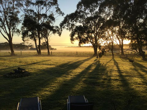 Olivi - Accommodation Redcliffe 0