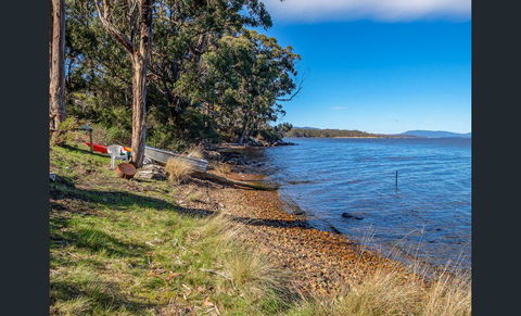 On The Huon River - Accommodation Redcliffe 1