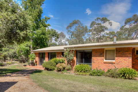 On The River, Porepunkah - Bright VIC - Accommodation Redcliffe 2