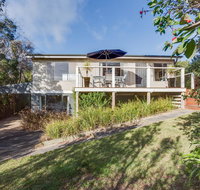 Orcades Beach House - Accommodation Redcliffe