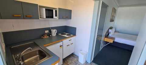Oscar Motel - Accommodation Redcliffe 2