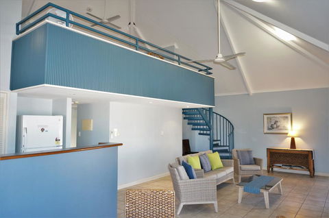 Osprey Holiday Village Unit 114 - Gorgeous 3 Bedroom Holiday Villa With A Pool In The Complex - Accommodation Redcliffe 0