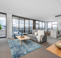 Oversized Luxe 1 Bedder - Amazing Barton - Gym - Accommodation Redcliffe