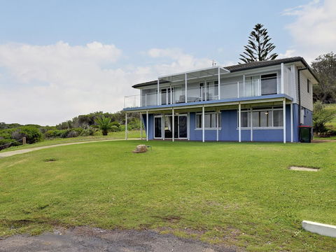 Pacific Street, 28, Ocean Retreat - Accommodation Redcliffe 1