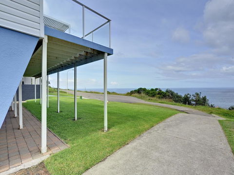 Pacific Street, 28, Ocean Retreat - Accommodation Redcliffe 0