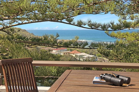 Pacific Tower Penthouse - Accommodation Redcliffe 1