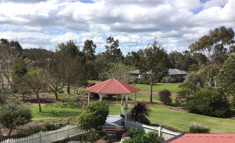 Painted Lady Bed & Breakfast - Accommodation Redcliffe 2