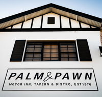 Palm and Pawn Motor Inn - Accommodation Redcliffe