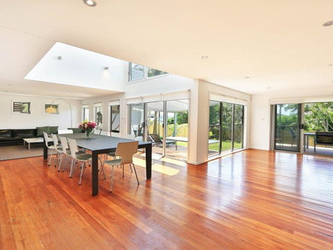 Palm Oasis - Family Friendly Accommodation Just A Short Walk To Werri Beach - Accommodation Redcliffe 3