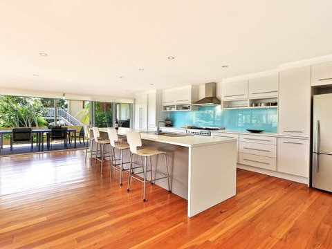 Palm Oasis - Family Friendly Accommodation Just A Short Walk To Werri Beach - Accommodation Redcliffe 2