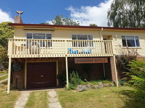 Pandani House - Accommodation Redcliffe 0