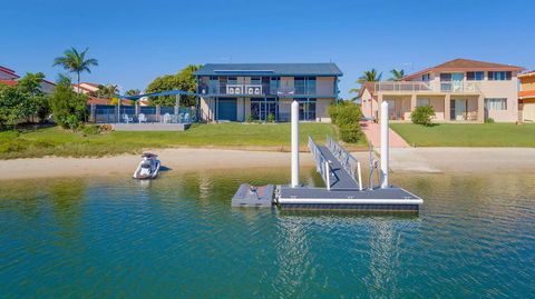 Pandanus - Accommodation Redcliffe 3