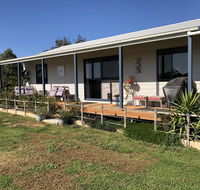 PANORAMA  Lismar Lodge - Accommodation Redcliffe