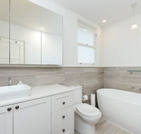 PANORAMIC HARBOUR VIEWS - Accommodation Redcliffe