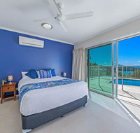 Panoramic Island Views - Shute Harbour - Accommodation Redcliffe