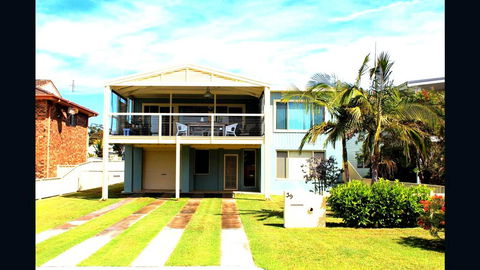 Paradise By The Beach - Accommodation Redcliffe 0