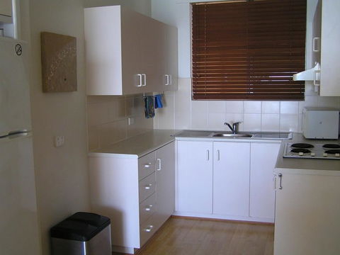 Park Towers Holiday Units - Accommodation Redcliffe 3