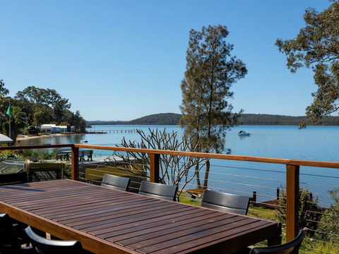 Patch Of Paradise - East54 - Accommodation Redcliffe 0
