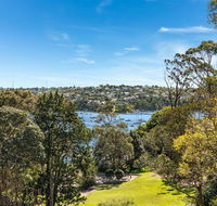 Peaceful and mature gardens with Panoramic Views - Accommodation Redcliffe