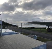 Peaceful Relaxing with Amazing Water Views - Accommodation Redcliffe