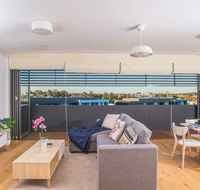 PEAK EAST 2bed2bath APT Ryde SO RELAXING - Accommodation Redcliffe