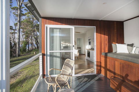 Pebbly Beach Escape - Accommodation Redcliffe 3