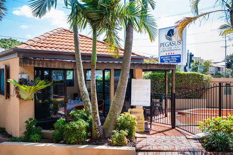 Pegasus Motor Inn And Serviced Apartments - Accommodation Redcliffe 0