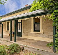 Pembury Cottage - Accommodation Redcliffe