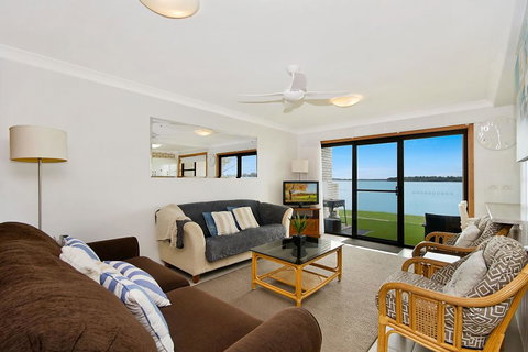 Peninsula Court 5 - Accommodation Redcliffe 0