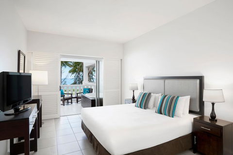 Peppers Beach Club & Spa - Accommodation Redcliffe 3